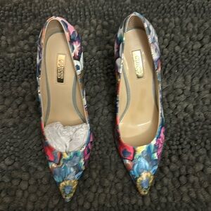 Guess floral heels